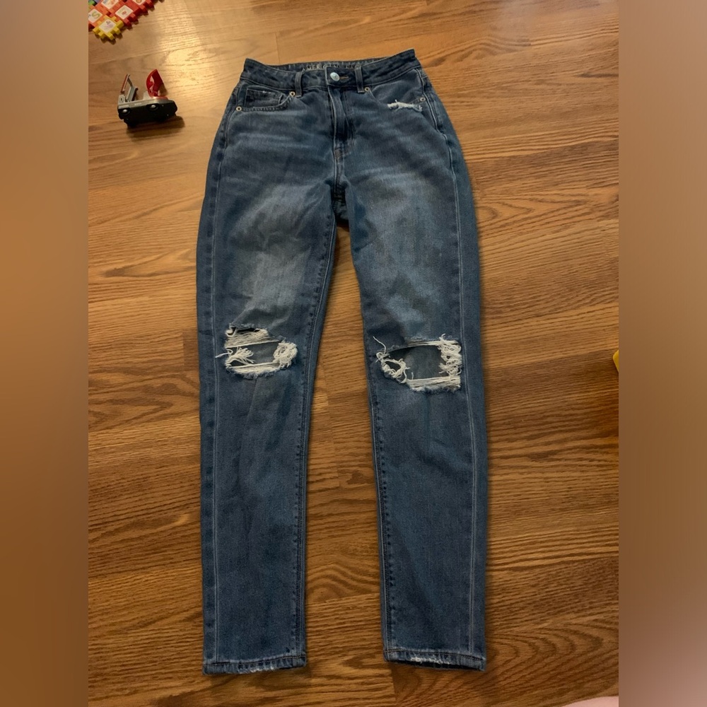 American Eagle Mom Jeans